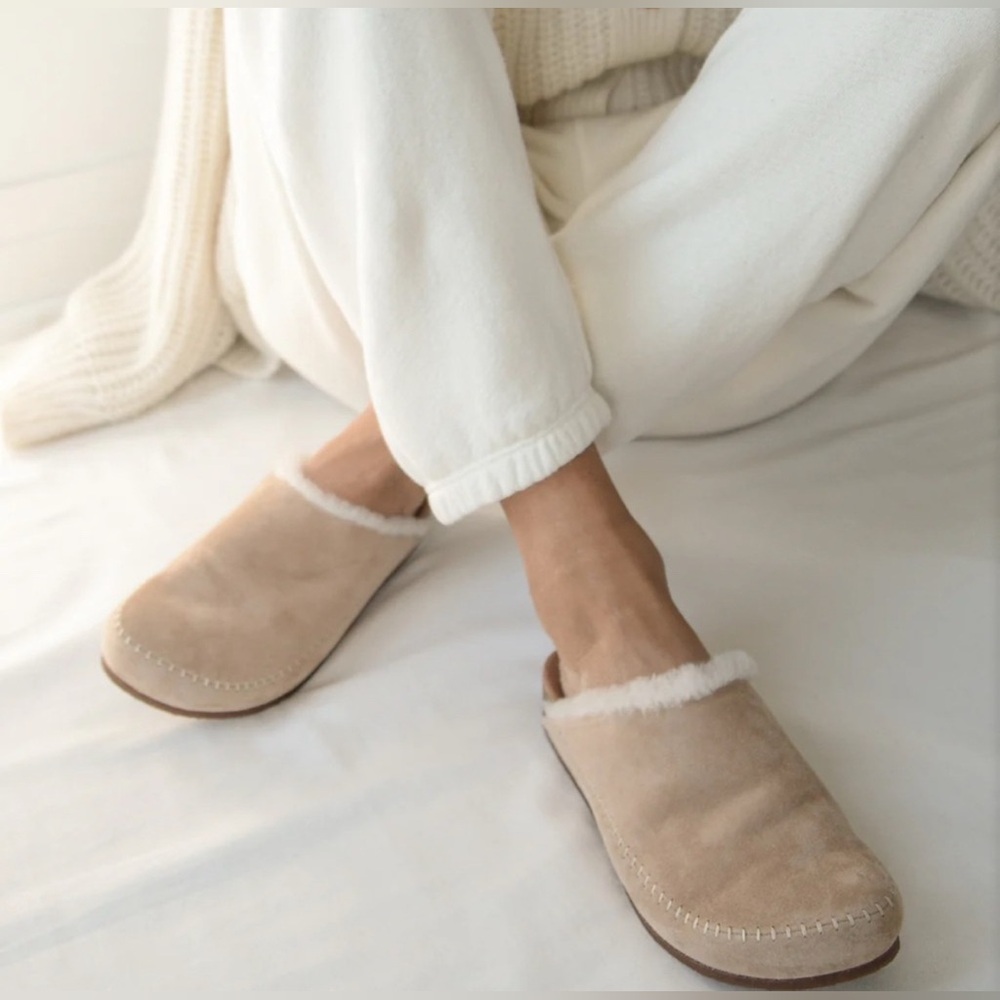 NIB Jenni Kayne Suede Shearling-Lined Slip On Moc Clog Natural Size 39 Brand New